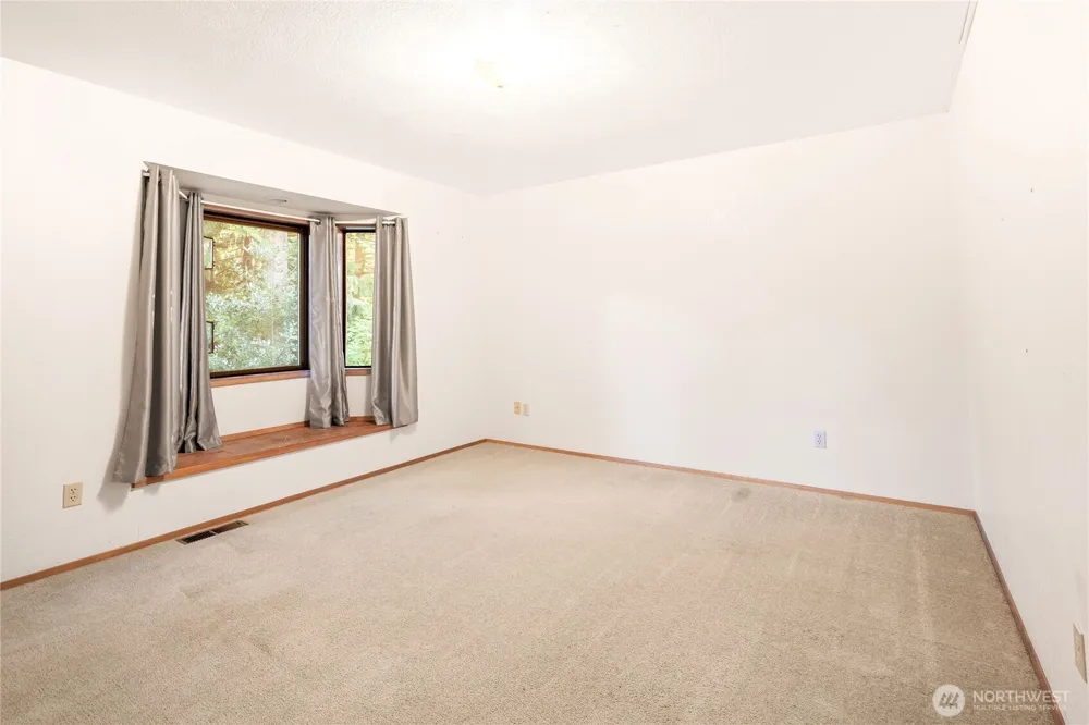 14 Overview Lane Elma, WA 98541