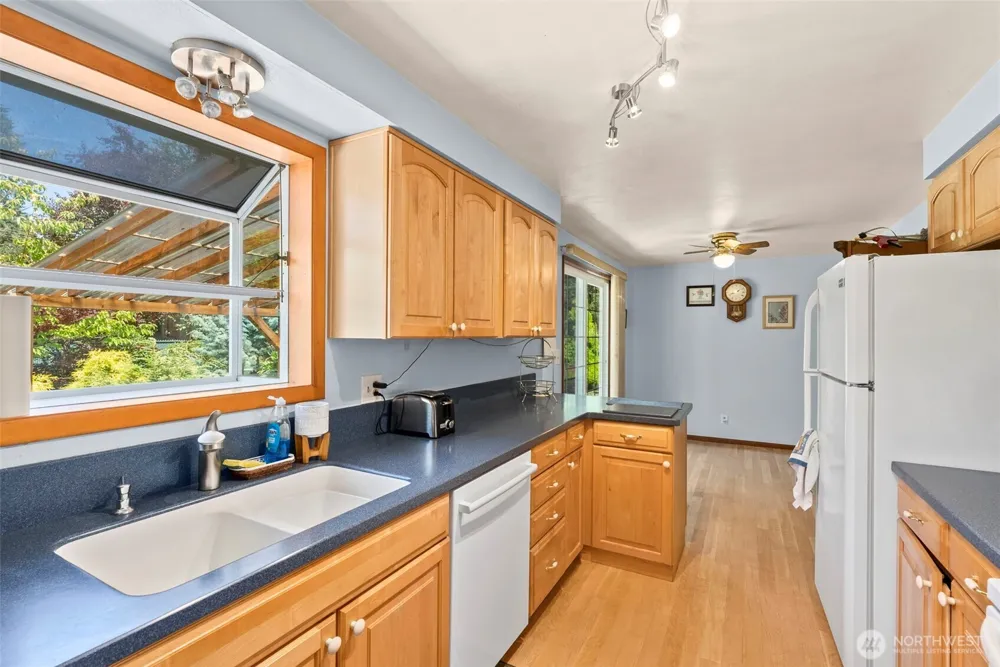 5012 19th Avenue SE Lacey, WA 98503