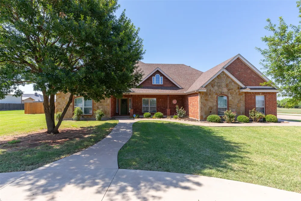 173 Divide Avenue Tuscola, TX 79562