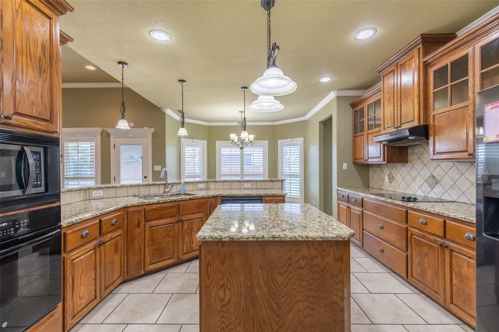 173 Divide Avenue Tuscola, TX 79562