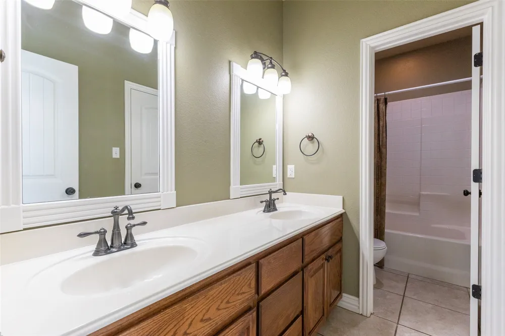 173 Divide Avenue Tuscola, TX 79562