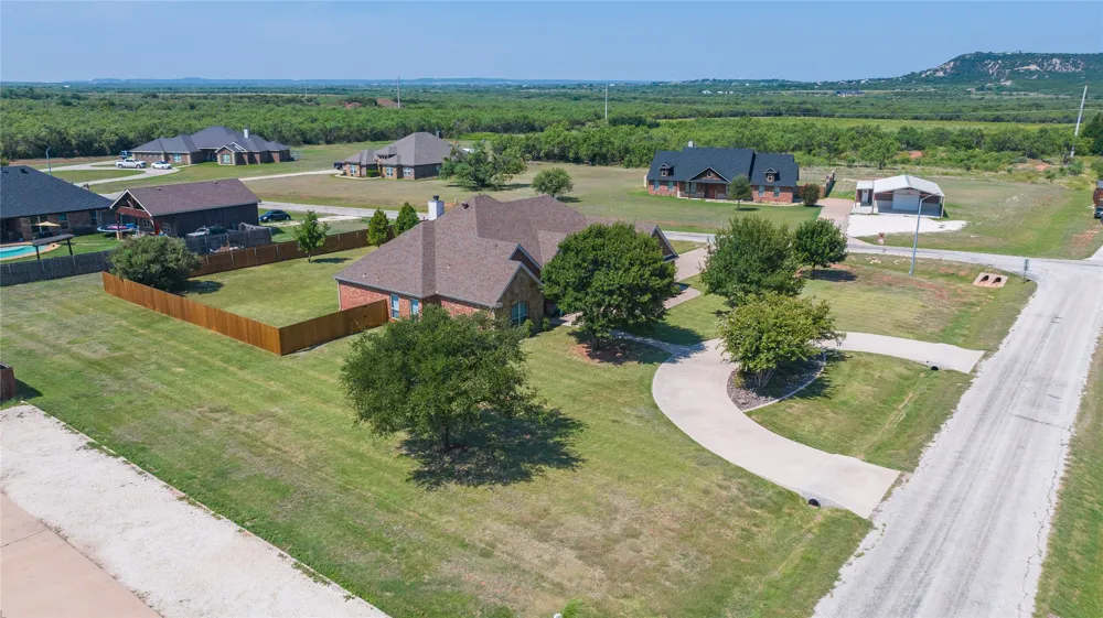 173 Divide Avenue Tuscola, TX 79562