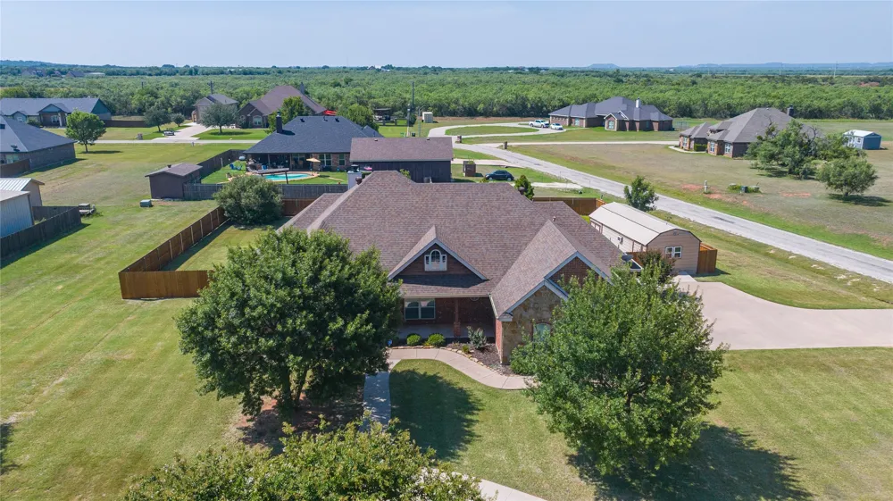 173 Divide Avenue Tuscola, TX 79562