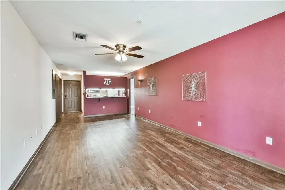 529 Southwest Parkway Parkway #203 College Station, TX 77840