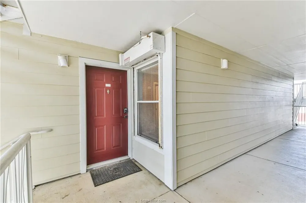 529 Southwest Parkway Parkway #203 College Station, TX 77840
