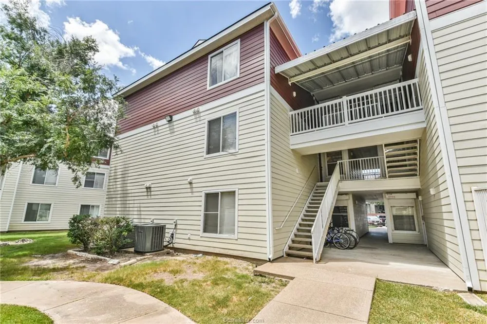 529 Southwest Parkway Parkway #203 College Station, TX 77840