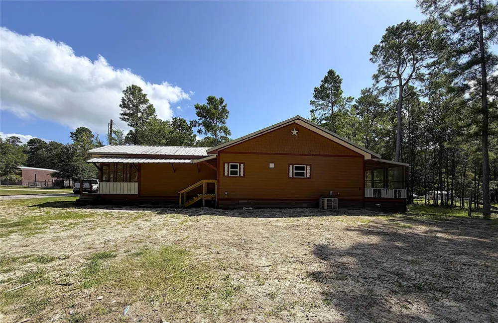 294 Canadian Drive Trinity, TX 75862
