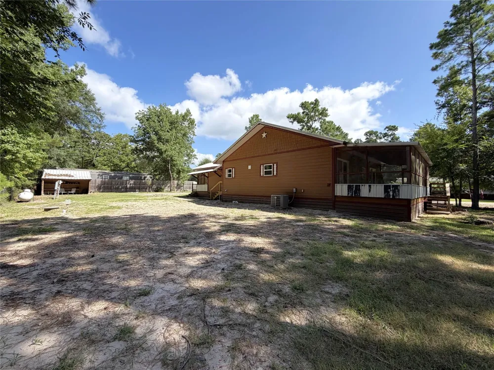 294 Canadian Drive Trinity, TX 75862