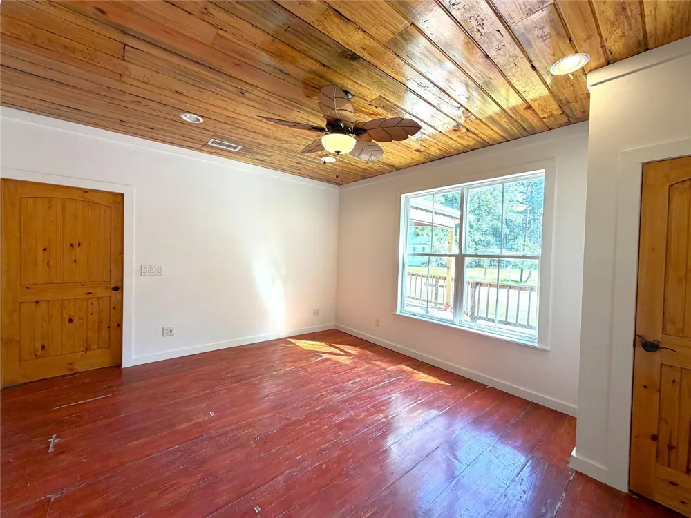 294 Canadian Drive Trinity, TX 75862