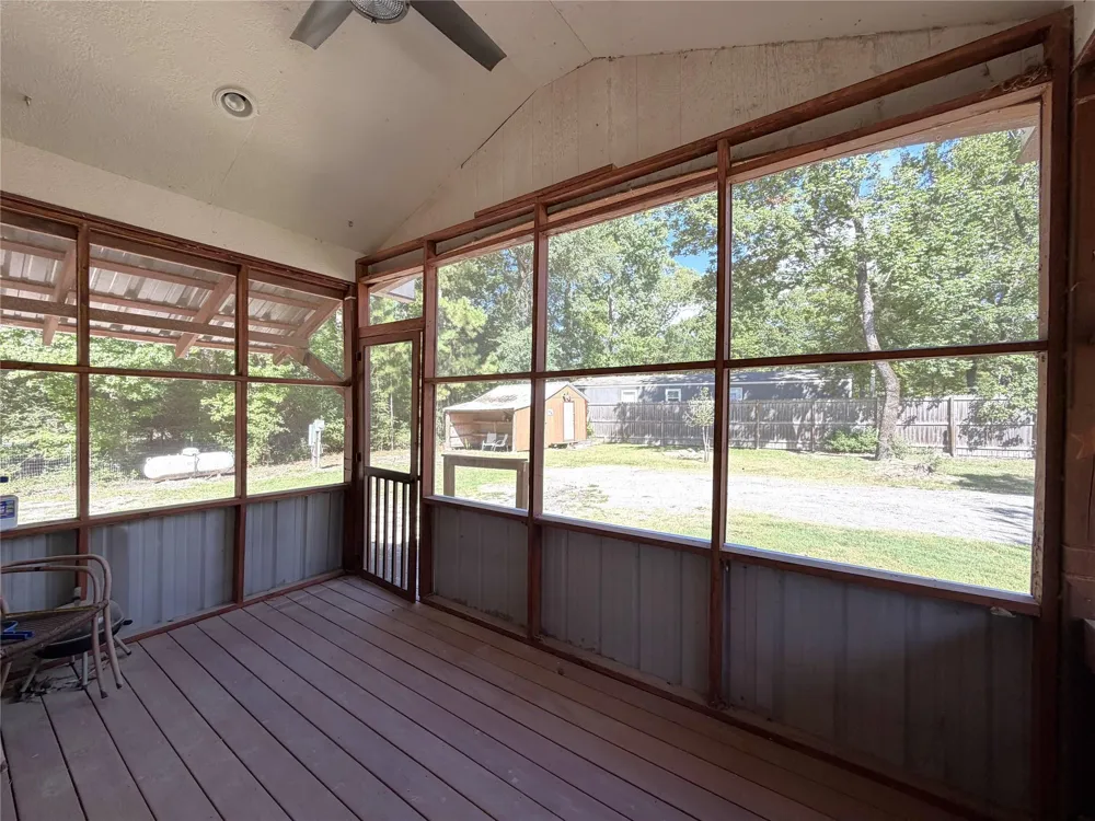 294 Canadian Drive Trinity, TX 75862