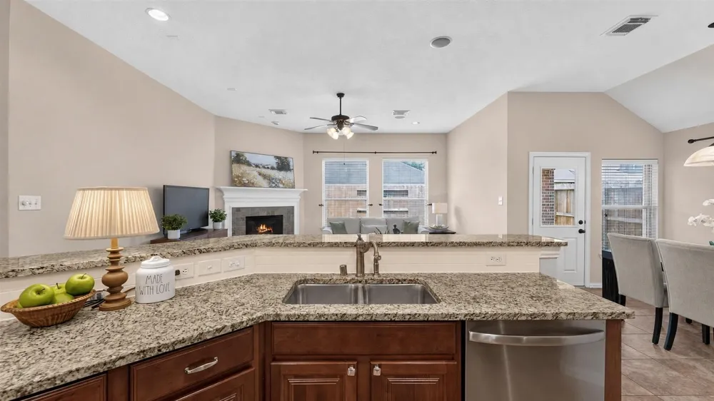 14315 Andrews Ridge Lane Humble, TX 77396