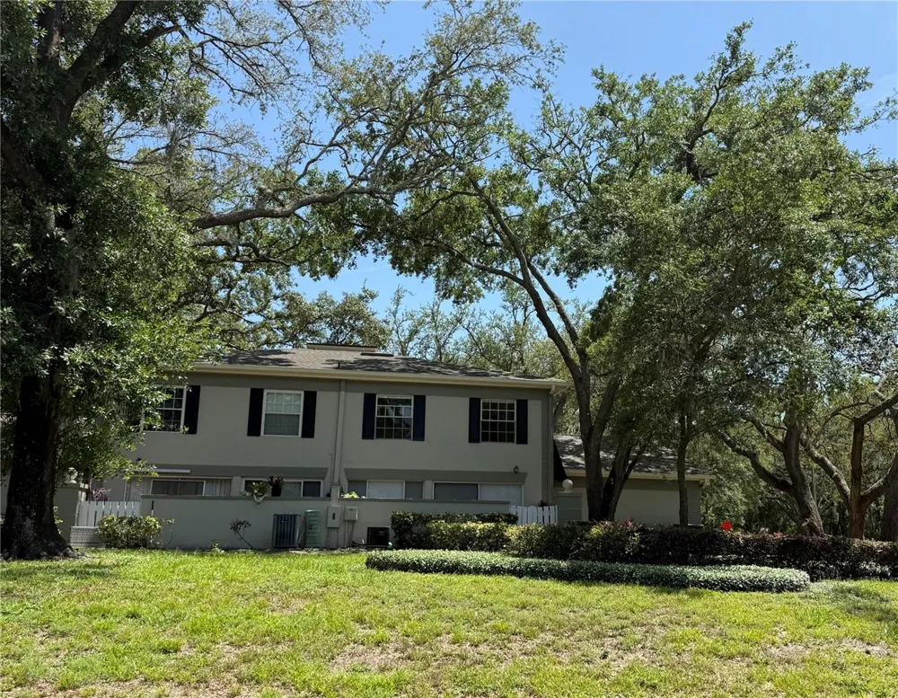6206 DEWDROP WAY Temple Terrace, FL 33617
