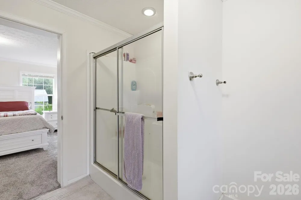 417 Glover Street Hendersonville, NC 28792