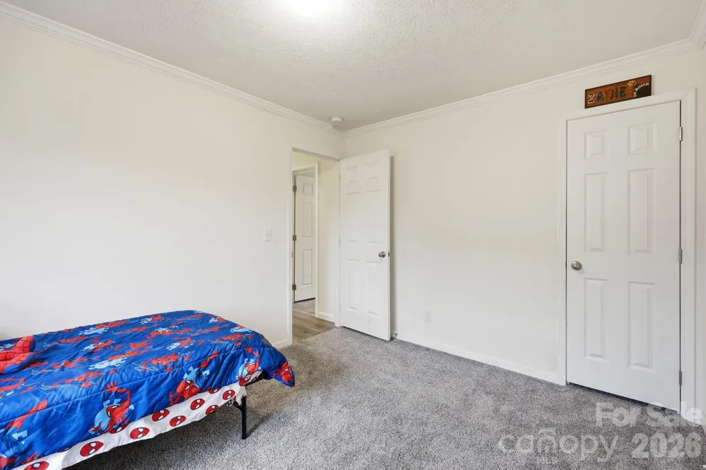 417 Glover Street Hendersonville, NC 28792