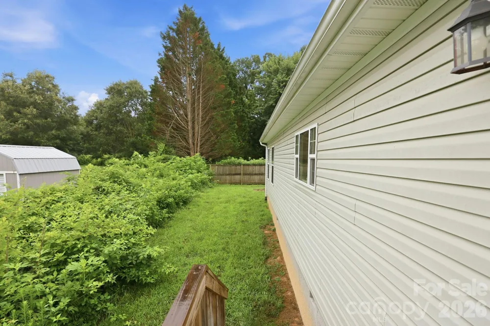 417 Glover Street Hendersonville, NC 28792