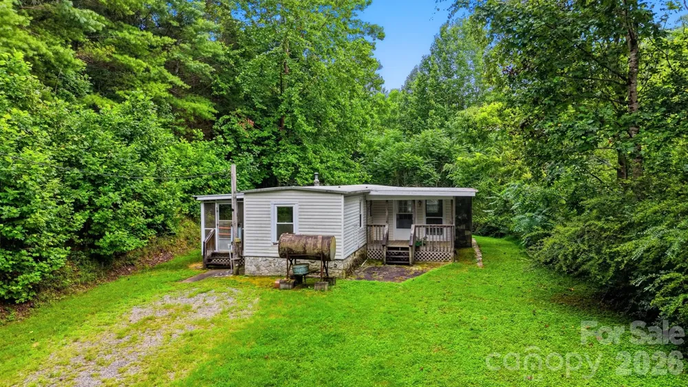 3131 Shallow Creek Road Lenoir, NC 28645