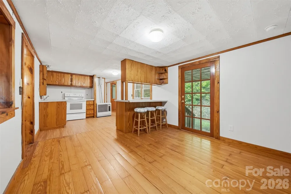 3131 Shallow Creek Road Lenoir, NC 28645