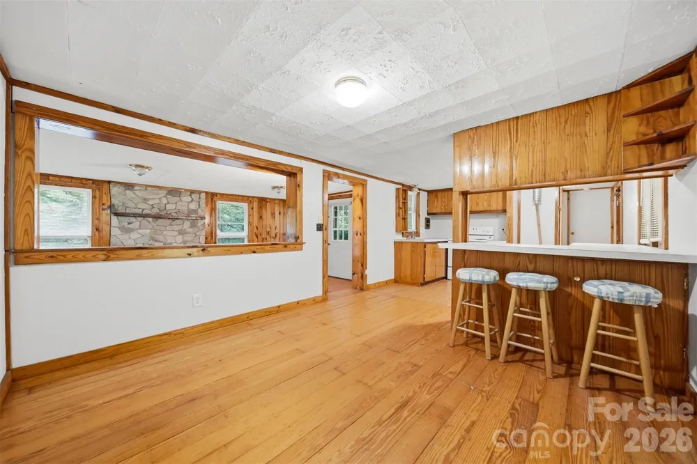 3131 Shallow Creek Road Lenoir, NC 28645