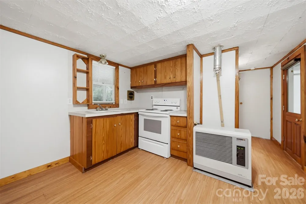 3131 Shallow Creek Road Lenoir, NC 28645
