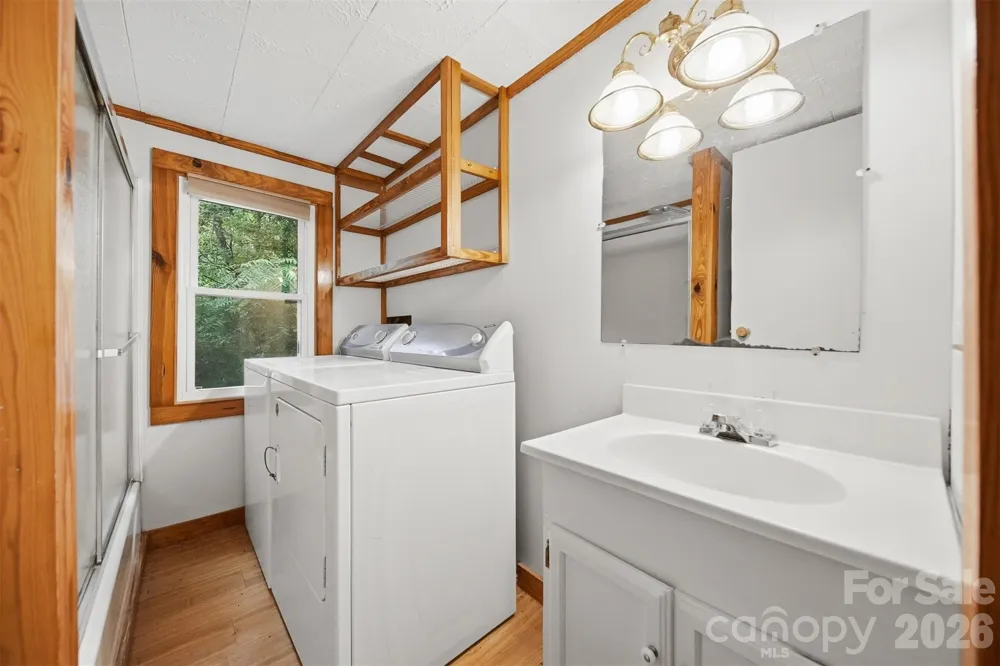 3131 Shallow Creek Road Lenoir, NC 28645