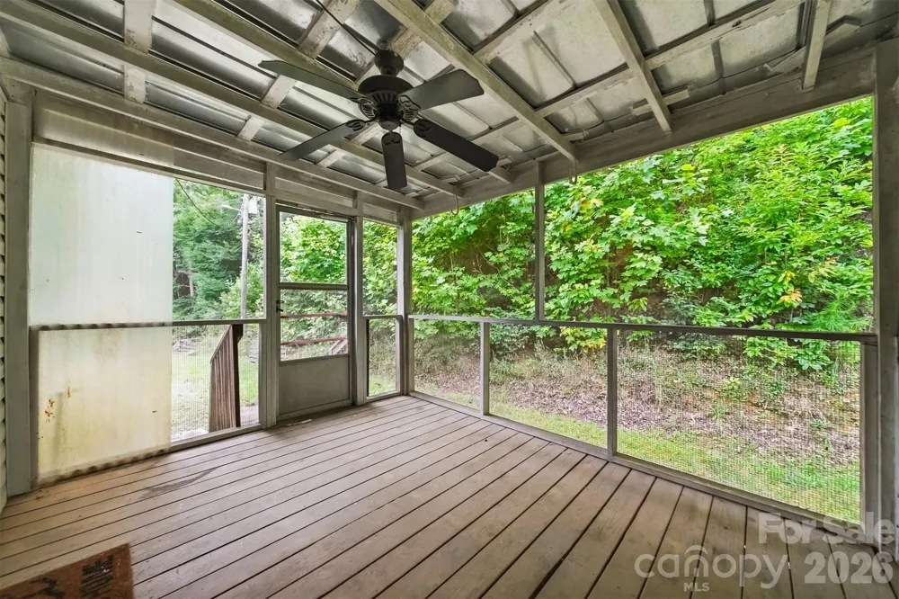 3131 Shallow Creek Road Lenoir, NC 28645