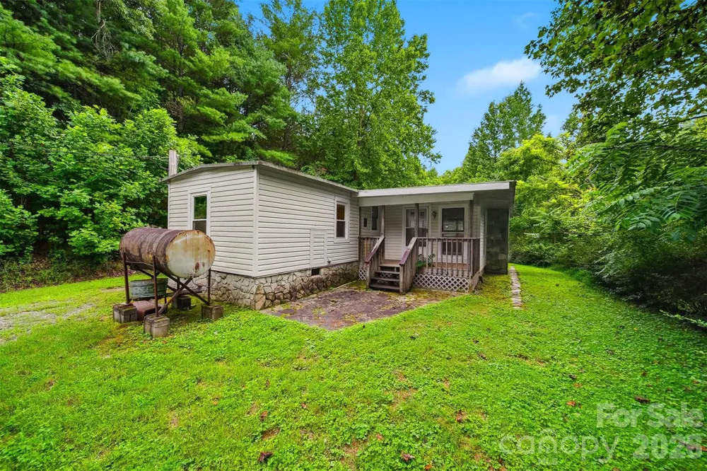 3131 Shallow Creek Road Lenoir, NC 28645