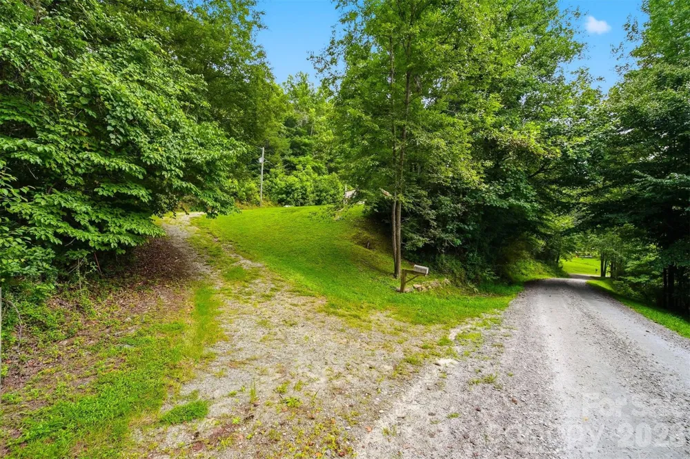 3131 Shallow Creek Road Lenoir, NC 28645