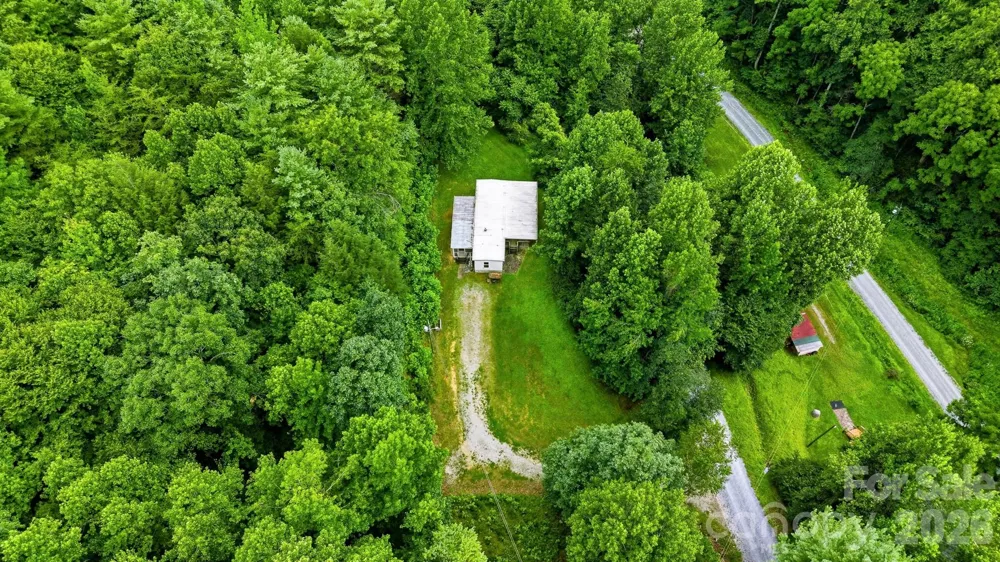 3131 Shallow Creek Road Lenoir, NC 28645