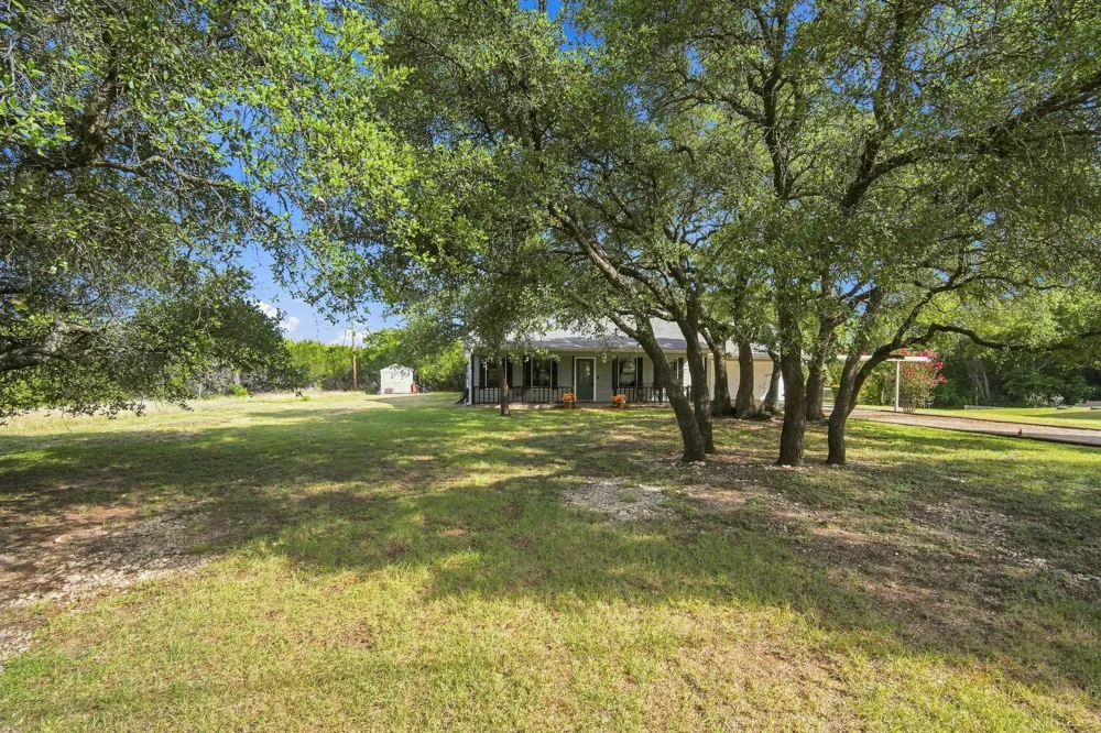 125 Deer Shadow Circle Whitney, TX 76692
