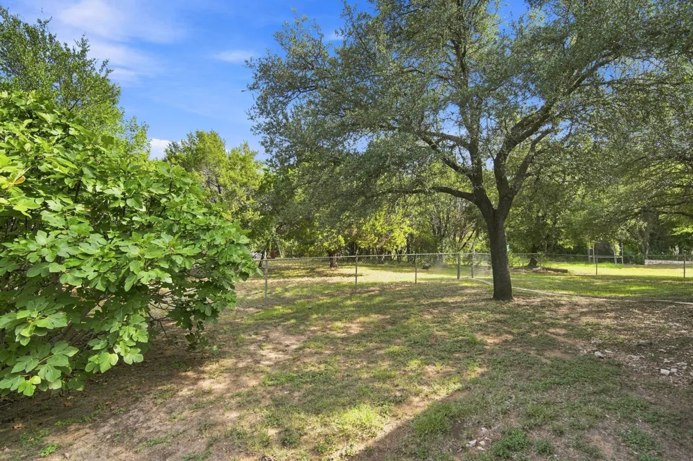 125 Deer Shadow Circle Whitney, TX 76692