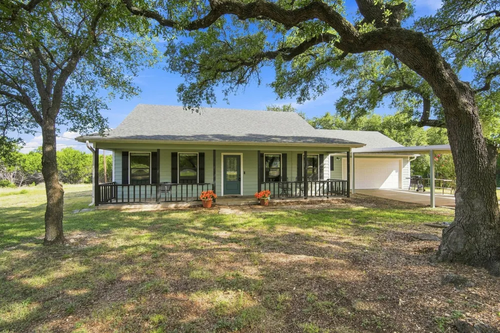 125 Deer Shadow Circle Whitney, TX 76692