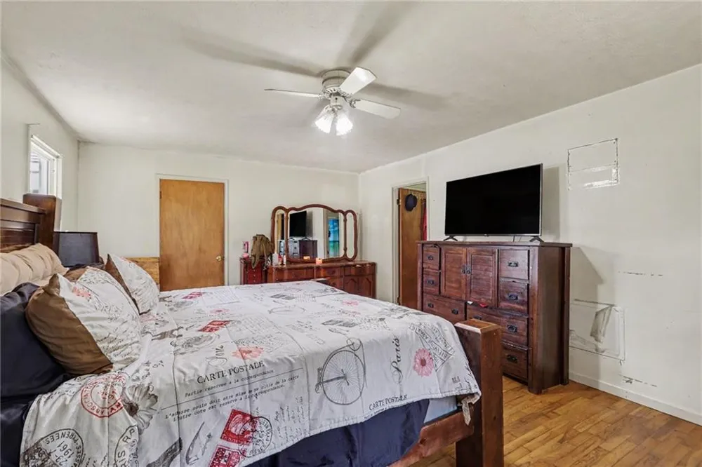 127 White Street Tallapoosa, GA 30176