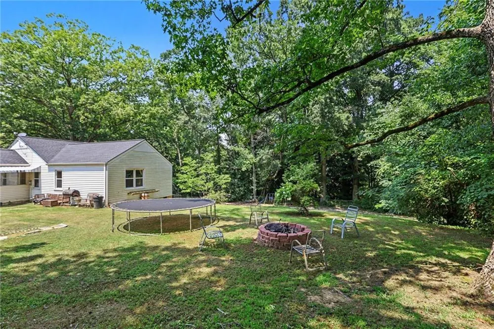 127 White Street Tallapoosa, GA 30176