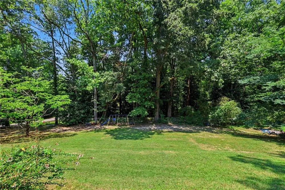 127 White Street Tallapoosa, GA 30176