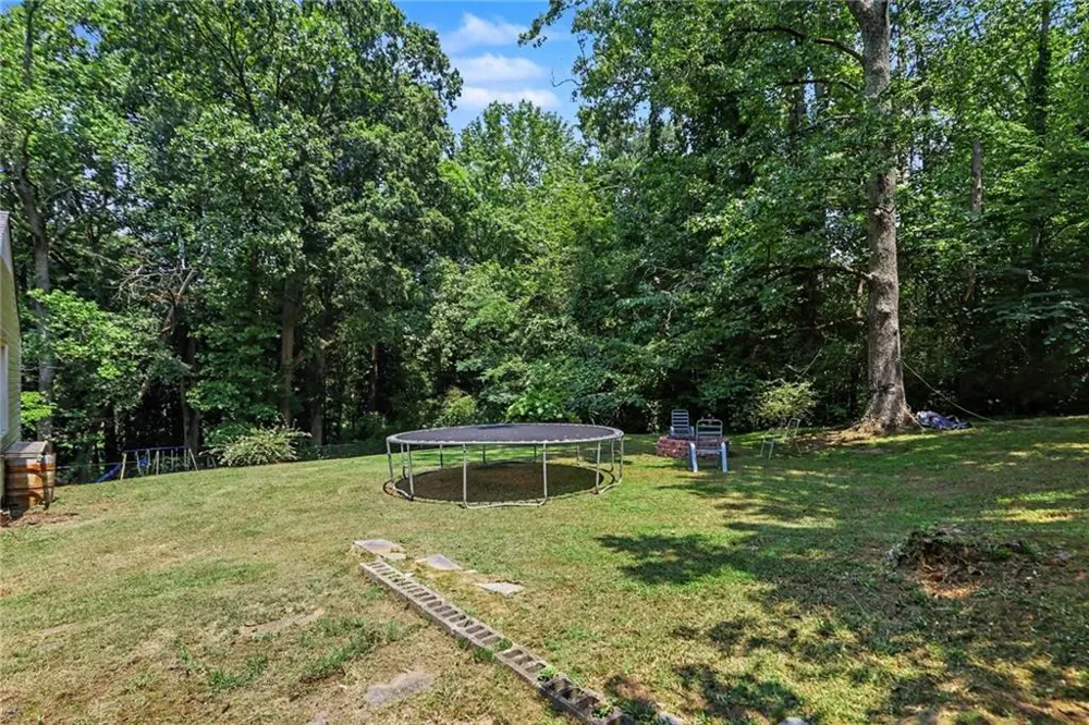 127 White Street Tallapoosa, GA 30176