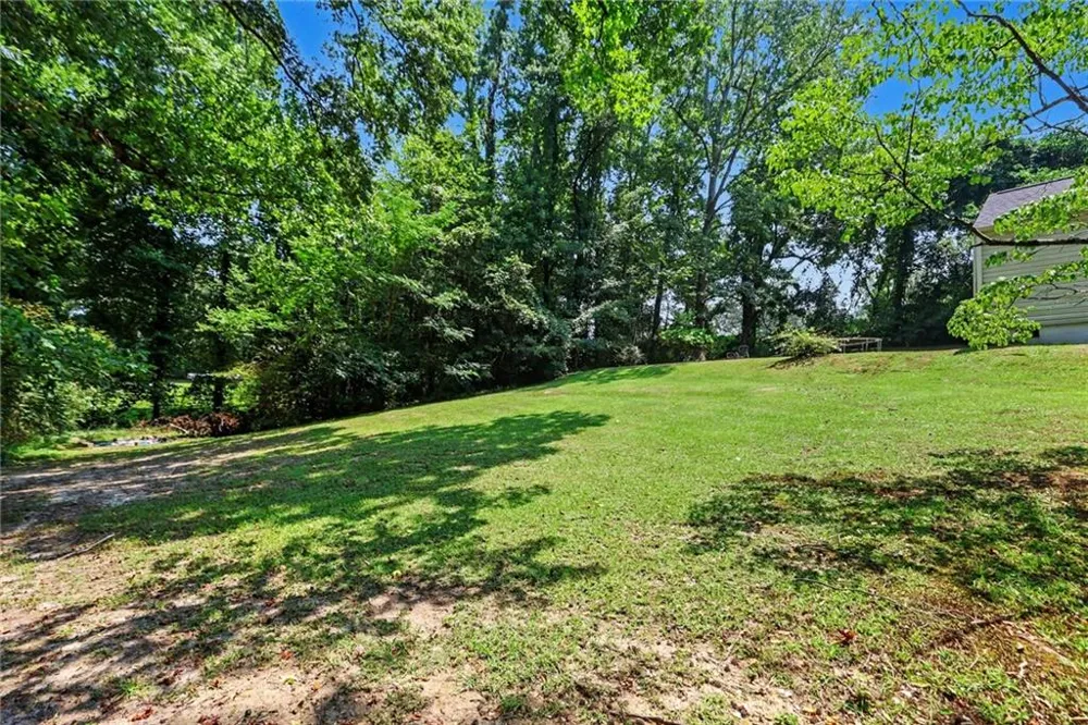 127 White Street Tallapoosa, GA 30176