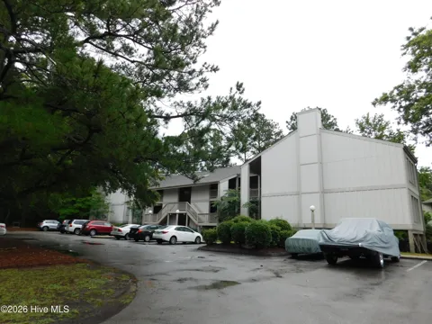 6222 Harbourside Drive