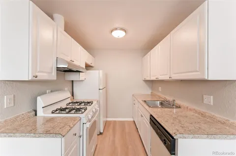10772 E Exposition Avenue #141
