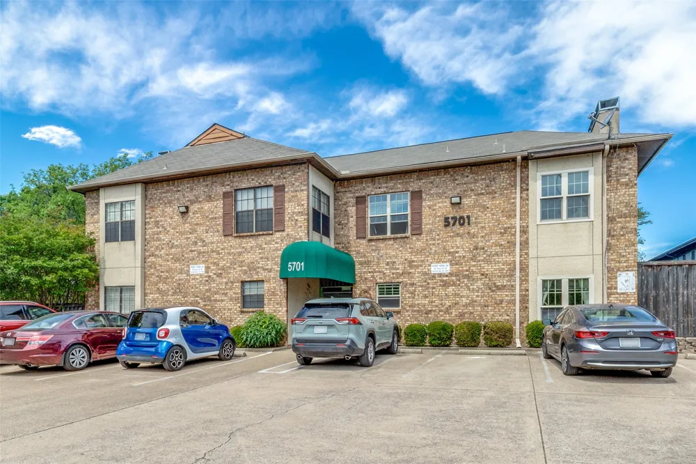 5701 Gaston Avenue #4 Dallas, TX 75214