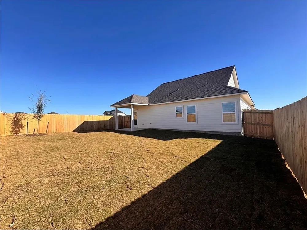 1227 Patriot Drive College Station, TX 77845