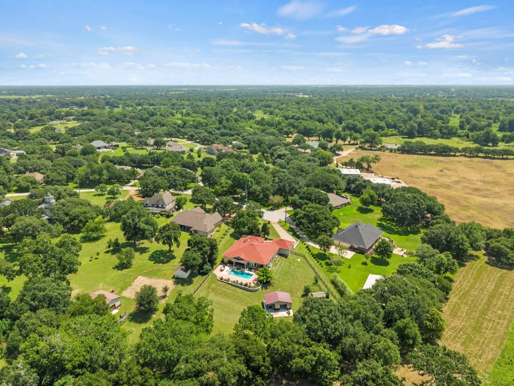 3124 Willow Oak Lane Sealy, TX 77474