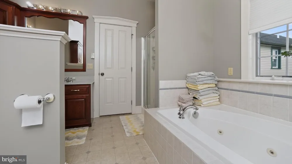 1505 W KINGS HIGHWAY Gap, PA 17527