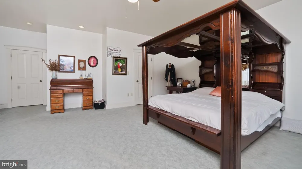 1505 W KINGS HIGHWAY Gap, PA 17527