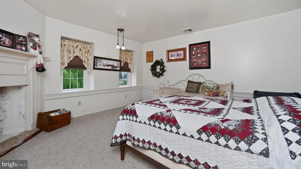 1505 W KINGS HIGHWAY Gap, PA 17527