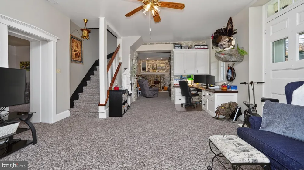 1505 W KINGS HIGHWAY Gap, PA 17527