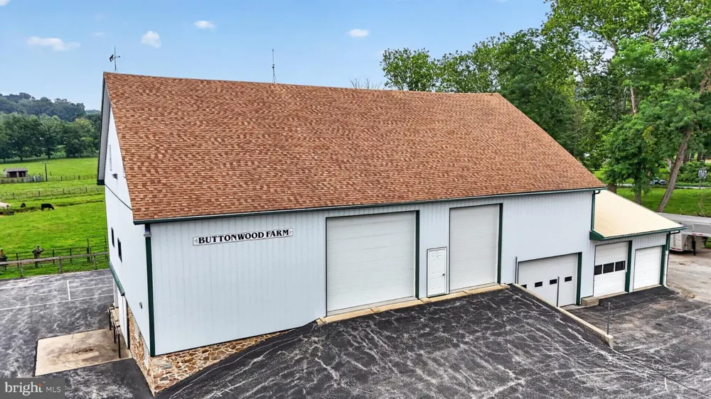 1505 W KINGS HIGHWAY Gap, PA 17527