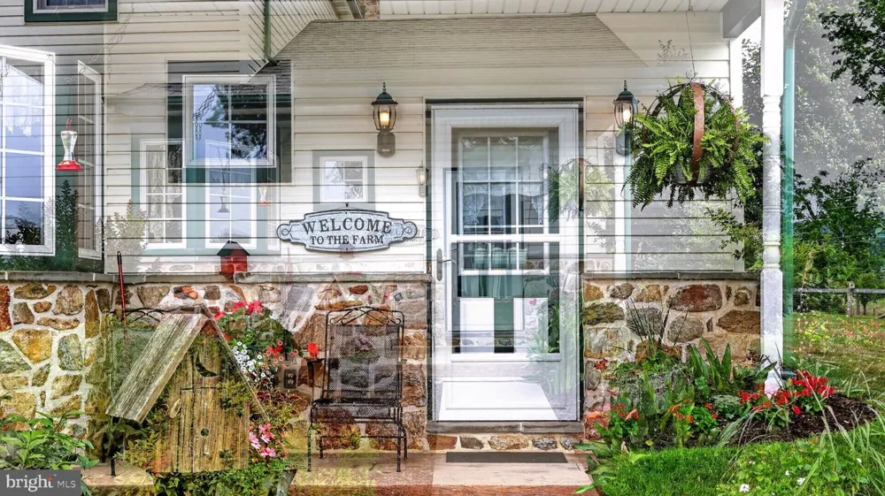 1505 W KINGS HIGHWAY Gap, PA 17527
