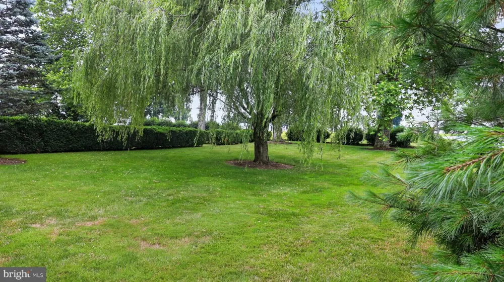 1505 W KINGS HIGHWAY Gap, PA 17527