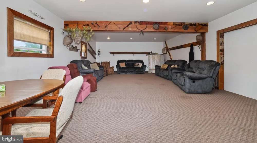 1505 W KINGS HIGHWAY Gap, PA 17527