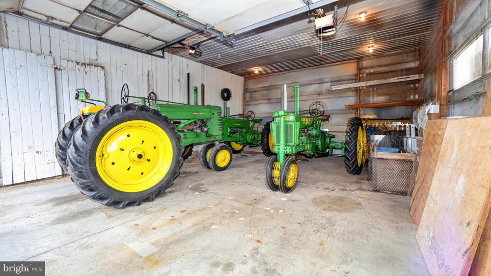 1505 W KINGS HIGHWAY Gap, PA 17527